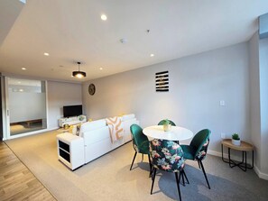 Dining room - Modern 2BR Apartment in Lower Hutt's Heart (Lower Hutt)