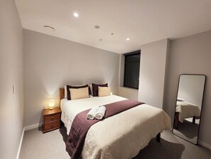 Apartment, 2 Bedrooms, Accessible