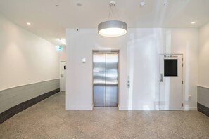 Apartment, 2 Bedrooms, Accessible | Interior