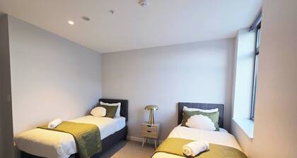 Modern 2BR Apartment in Lower Hutt's Heart