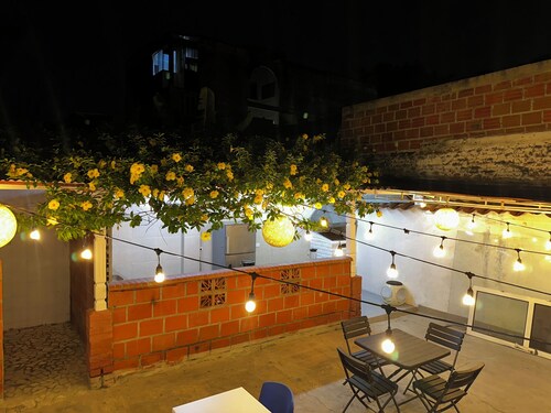 Serene 6-bedroom house in Cali for a peaceful getaway