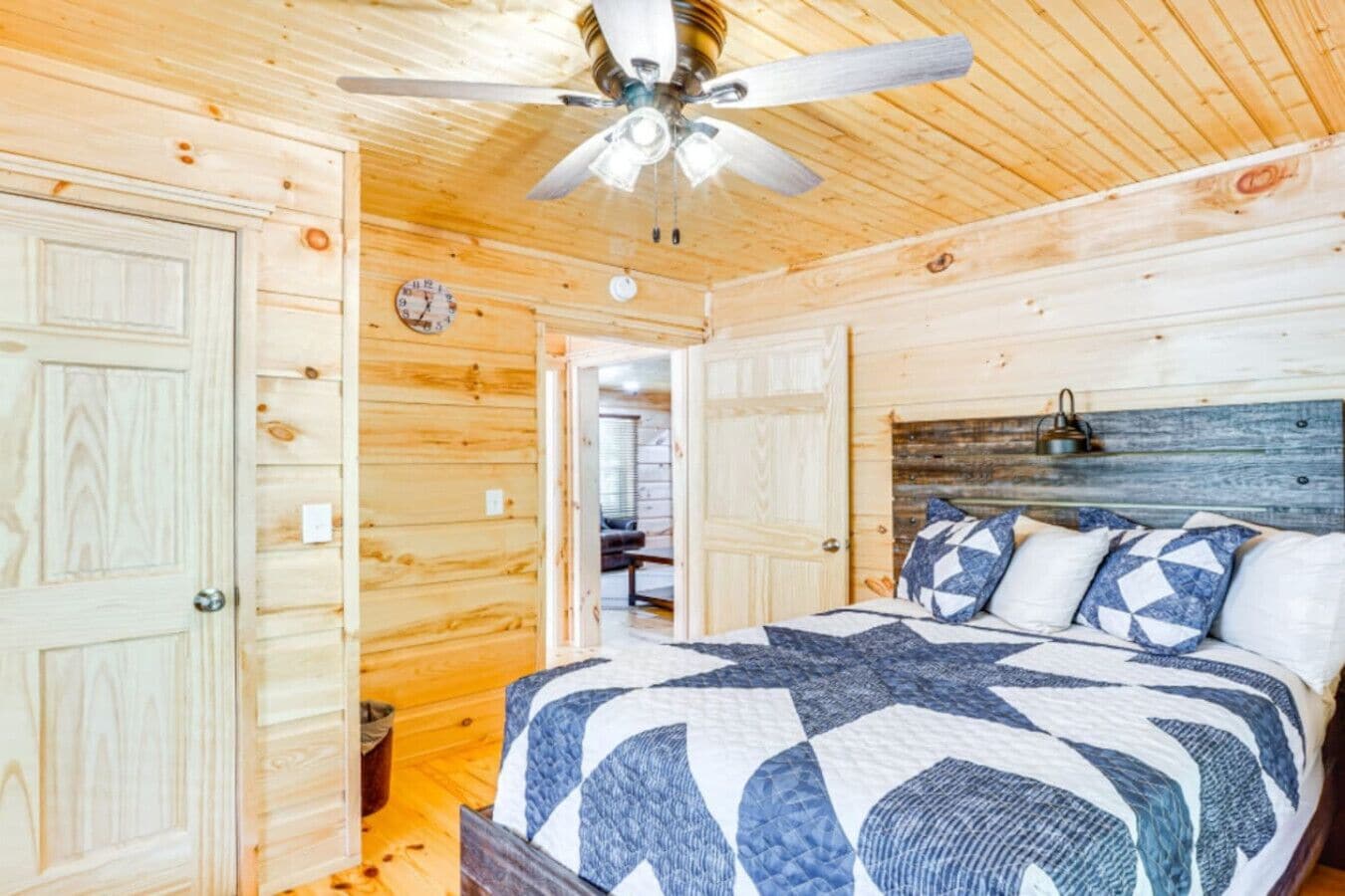 3 Schlafzimmer, Bügeleisen/Bügelbrett, WLAN, Bettwäsche