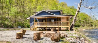 River Escape River Front Cabin