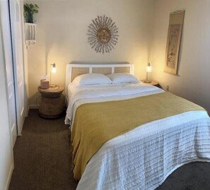 4 多间卧室、熨斗/熨衣板、WiFi、床单