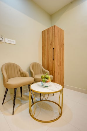 Rooftop terrace - HOTEL AERO HOMESTAY (New Delhi)
