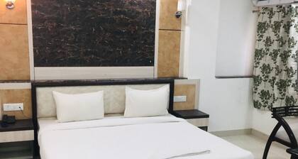 HOTEL AERO HOME STAY