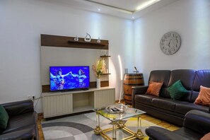 Apartment, 1 Schlafzimmer, Balkon, Gartenblick | Wohnzimmer