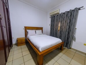 Appartement, 1 chambre, balcon, vue jardin