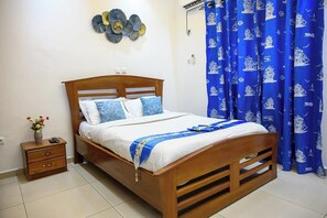 Chambre, 1 chambre, balcon, vue sur le jardin | 1 chambre