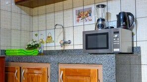Apartment, 1 Bedroom, Balcony, Garden View | Interior - Amazing Bruxelles Apartment at Résidence Baho XXL Studio (Douala)