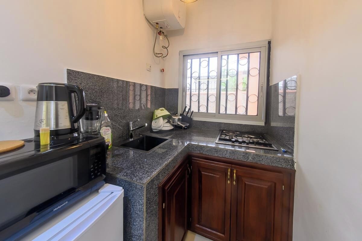 Apartment, 1 Bedroom, Balcony, Garden View | Interior