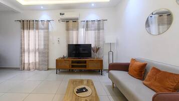 Apartment, 1 Schlafzimmer, Balkon, Gartenblick | Wohnzimmer