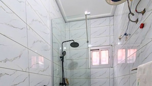 Unclassified image, 3 of 10, button - Chambre Senior - Residence Baho - Douala (Douala)