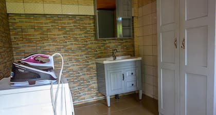 Chambre Simple Residence Baho Makepe BM