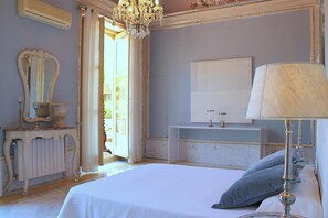 5 chambres, fer et planche à repasser, Wi-Fi, draps fournis