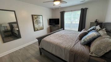 3 bedrooms, WiFi, bed sheets