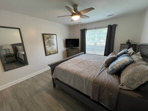 3 bedrooms, WiFi, bed sheets - Rincon Retreat *No Cleaning Fee* (Rincon)