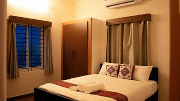 Classic Double Room | Free WiFi