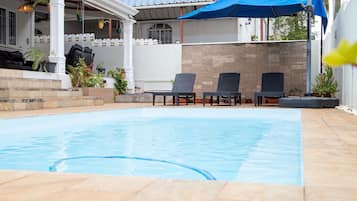 Mặt tiền nơi lưu trú