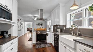 Microwave, oven, stovetop, dishwasher