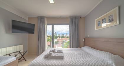 Apart Hotel Rivadavia 815