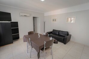 Appartamento Superior, vista città | Area soggiorno