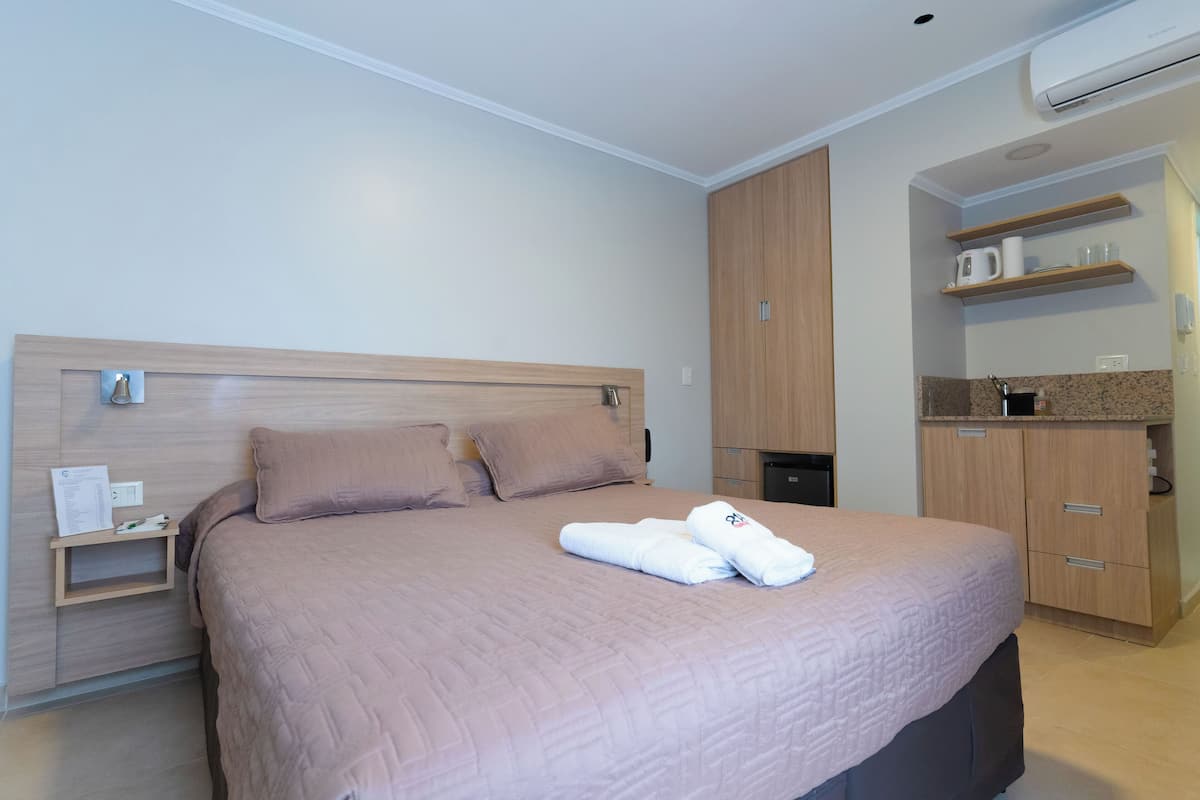 Caja de seguridad en la habitación y wifi gratis