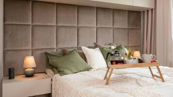 1 habitación, escritorio, tabla de planchar con plancha y wifi gratis