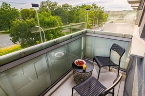 Property grounds - Partynice Apt - Parking & Balcony - by Rentujemy (Wrocław)