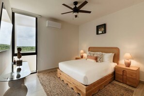 2 habitaciones, caja de seguridad en la habitación y escritorio 