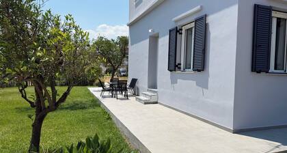 Magdalini Garden House