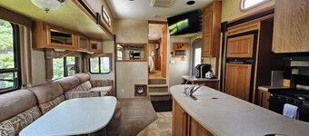 A&J Country RV Getaway