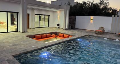 Villa Faneez - Tourist area