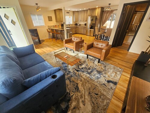 4-bedroom house in marvelous Redway with AC