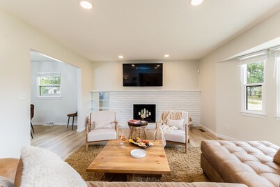 Walk to ND Stadium Su