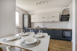 Deluxe Apartment | Private kitchen - Warsaw Night Apartments Chopin Airport  (Warsaw)