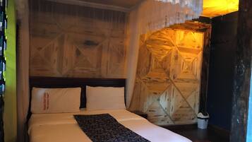 Kamar