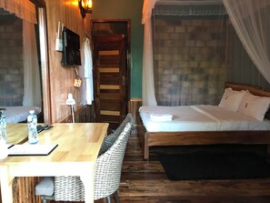 Classic Double Room, Balcony, Garden View