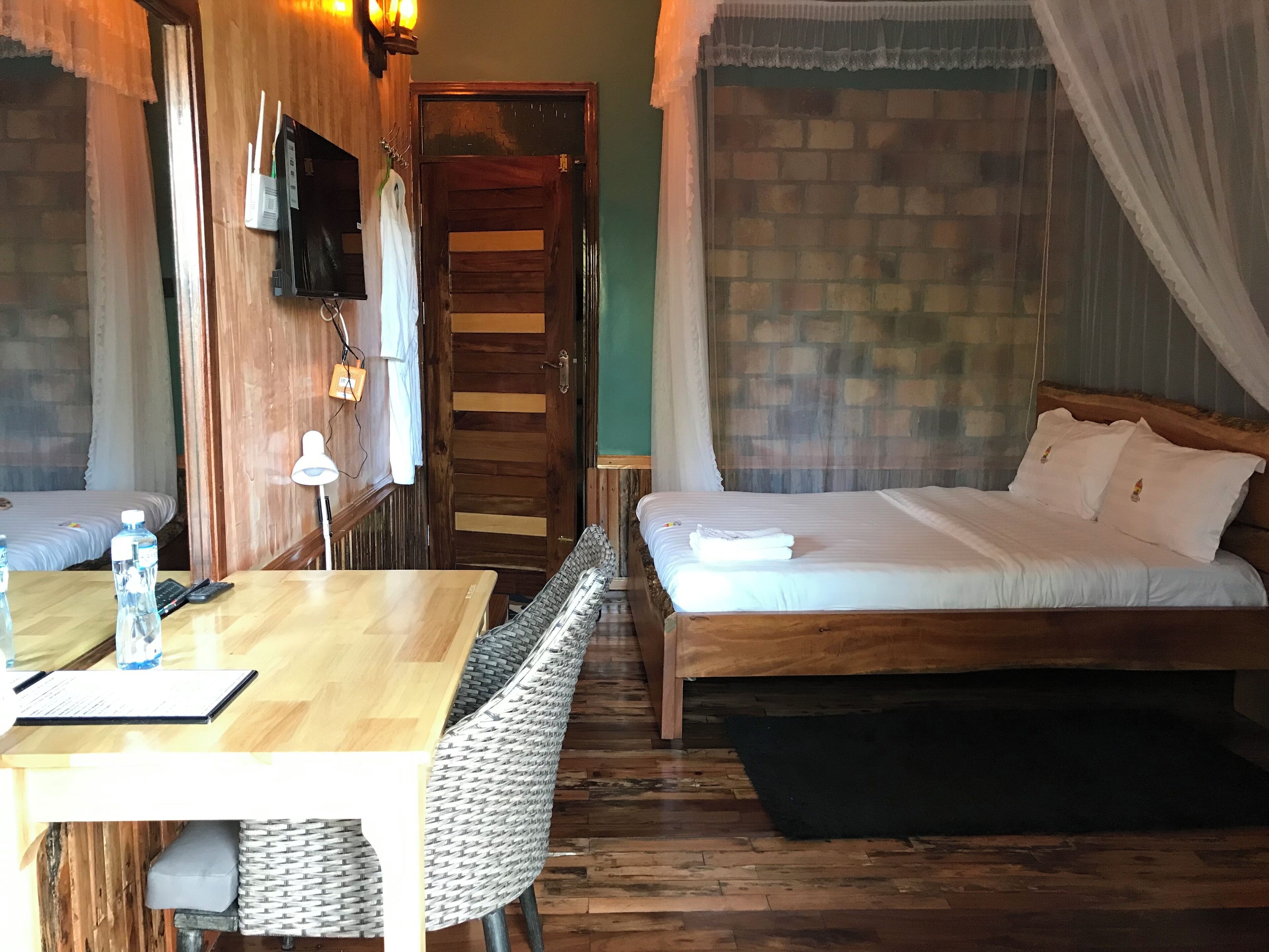 Classic Double Room, Balcony, Garden View | Iron/ironing board, free WiFi