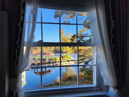 Waterfront Retreat on Mullica River. Private Beach, Firepit, Kayaks.