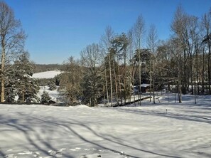 Property grounds - Scenic Greenback-New peaceful Country House near Maryville/Airport/Smoky Mtns. (Greenback)