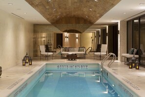 Piscine couverte