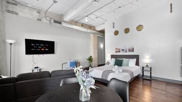 2 bedrooms, desk, iron/ironing board, travel crib