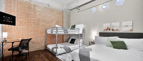 2 bedrooms, desk, iron/ironing board, travel cot