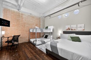 2 bedrooms, desk, iron/ironing board, travel cot