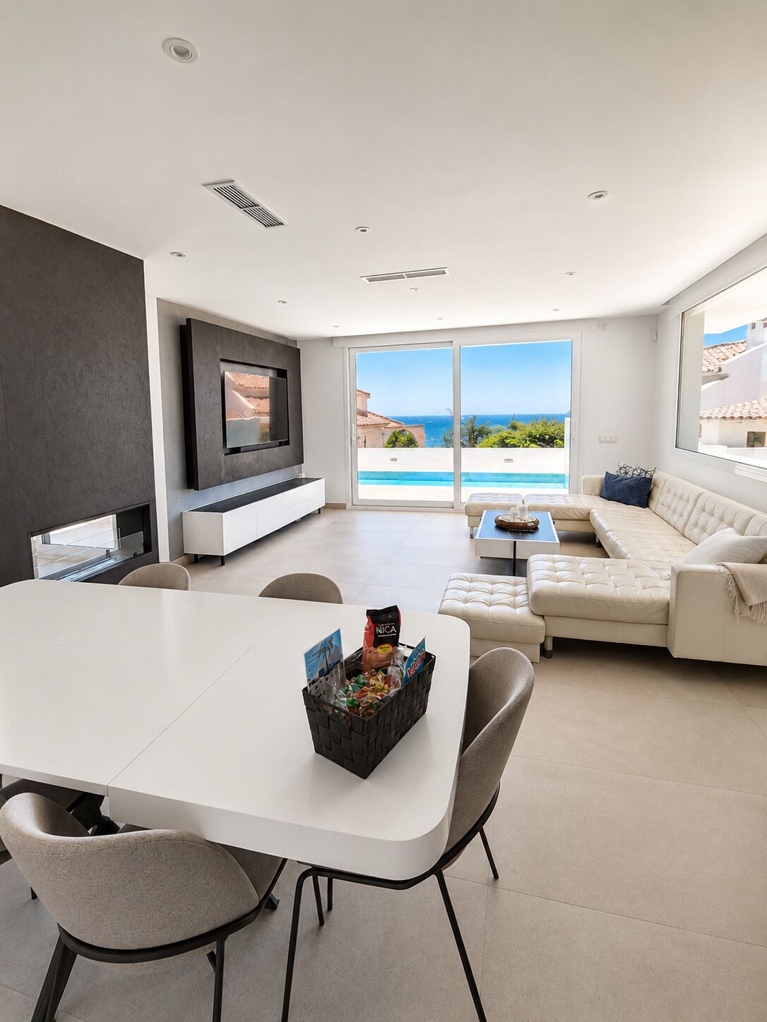 Smart TV, fireplace, foosball, table tennis