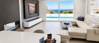 Luxury Villa Bella Vista with Ocean Views | Private Pool | Near Sotogrande & Gibraltar