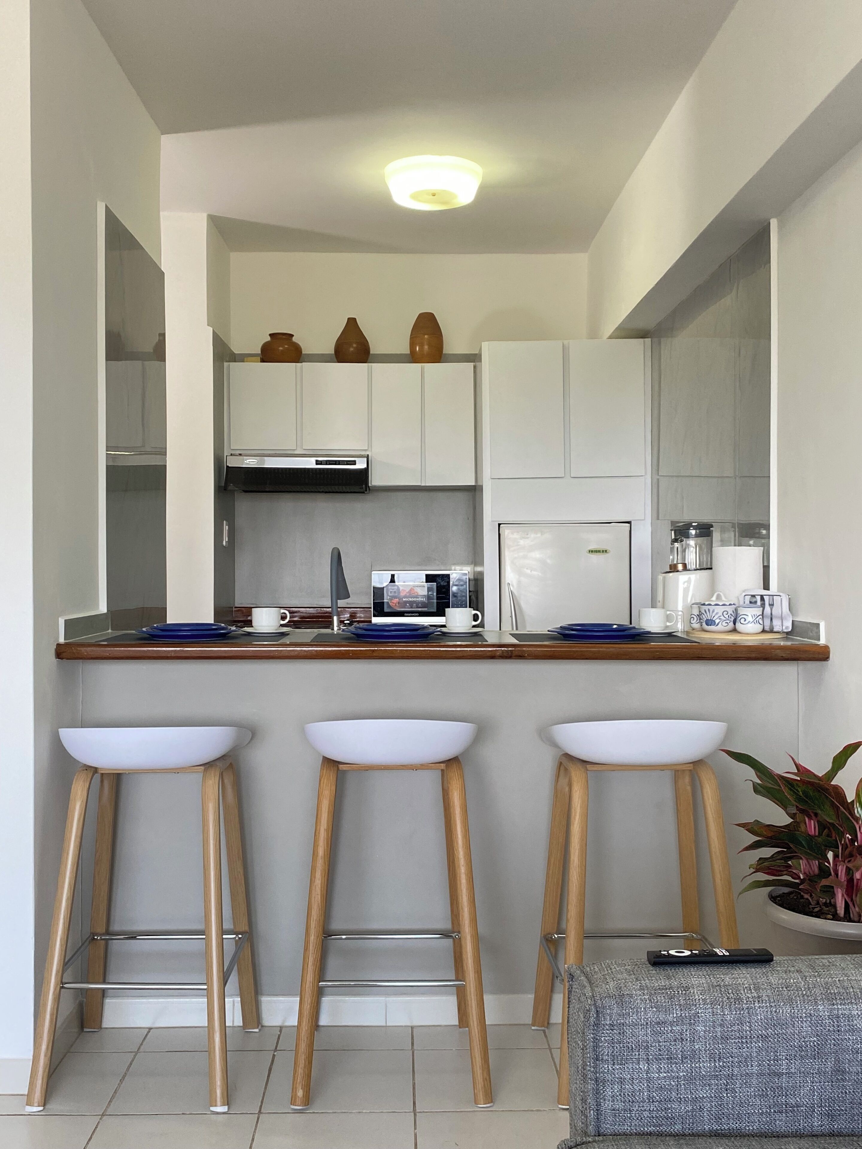 Mikroaaltouuni, liesi