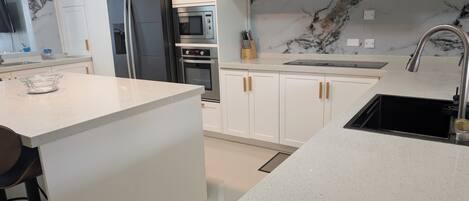 Microwave, oven, stovetop, dishwasher