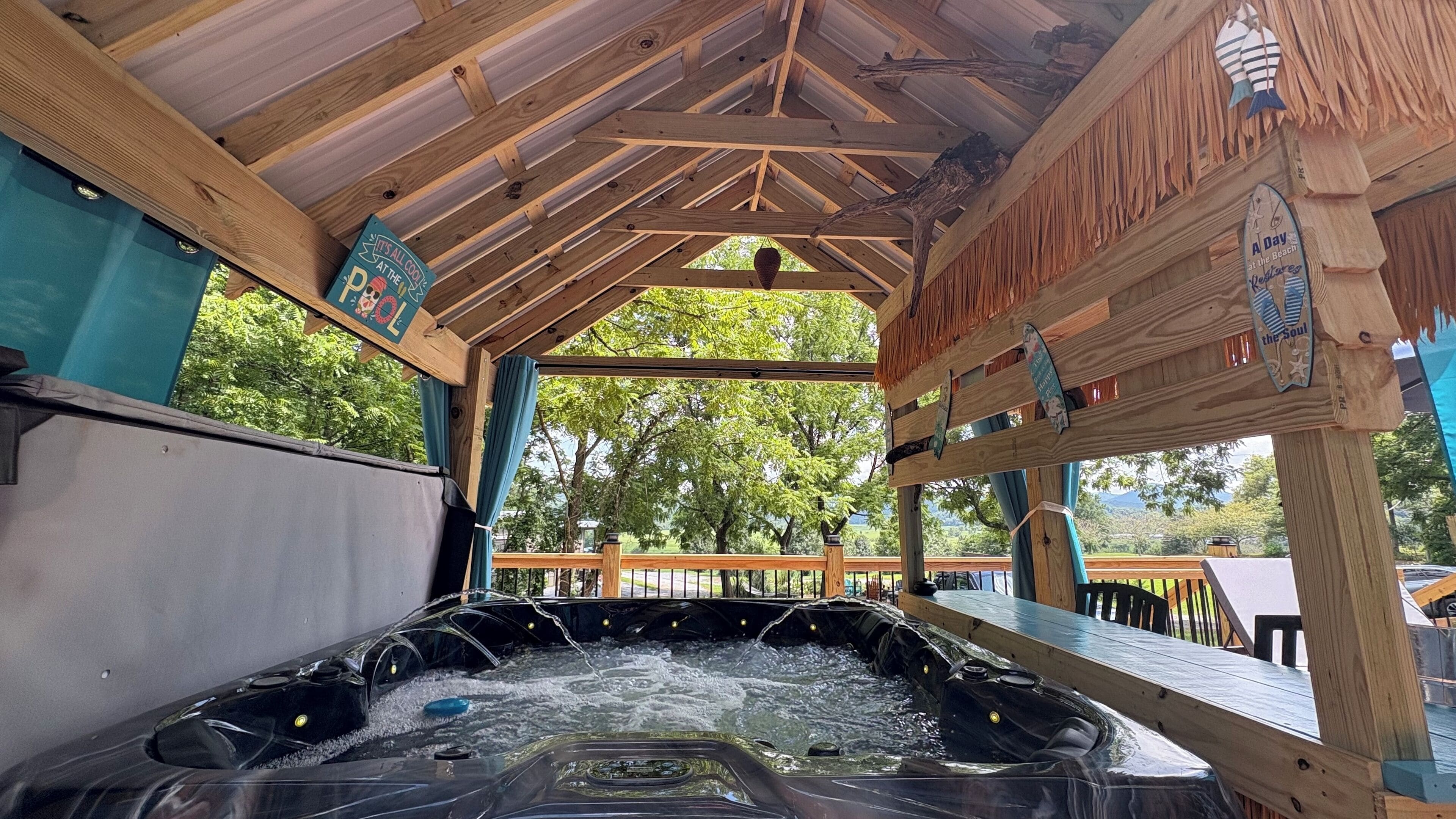 Bain à remous extérieur